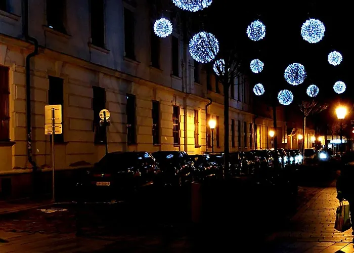 Apartament Michael's Gate Large In A 15th-century Building, Old Town Bratislava